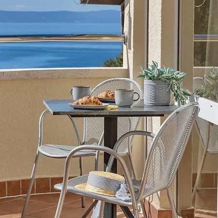 Vamtesa - Exklusiv * Makarska